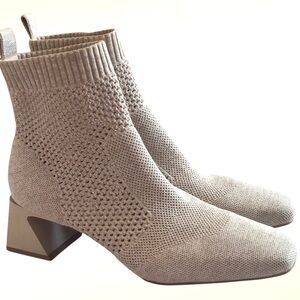 Vivaia Melissa Square-Toe Perforated Heeled Boots Size: 41.5 /10